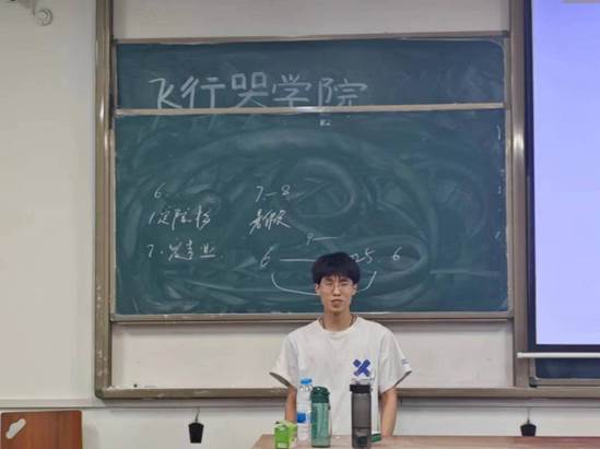 说明: b8f73585d855aa895c939eb714b29fb 说明: b8f73585d855aa895c939eb714b29fb